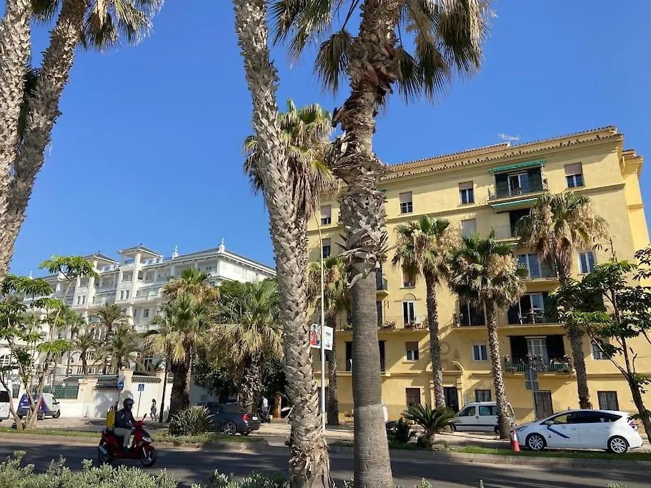 Apartamento Exclusivo Bajo frente al mar - Playa la Caleta Málaga España